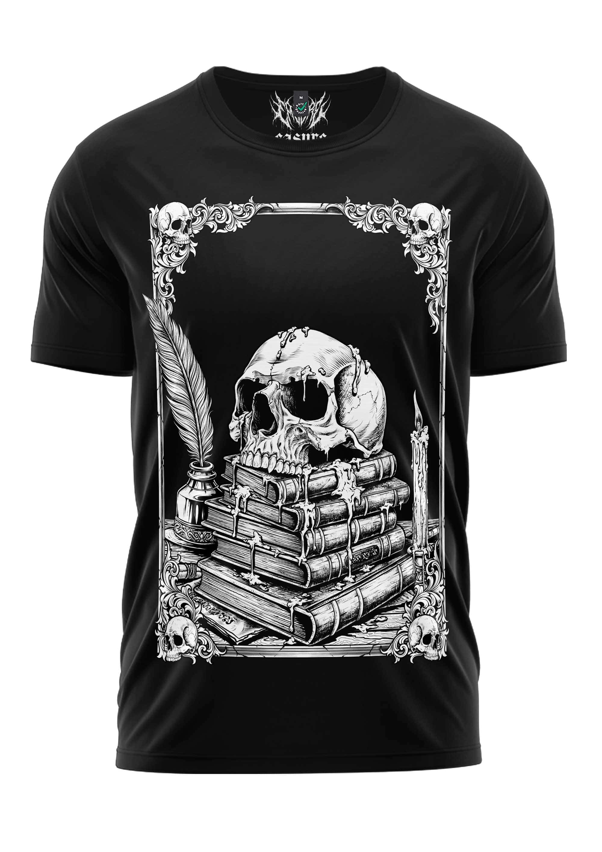 Black cotton t-shirt alchemy shirt mit detaillierter weißer skull grafik über büchern vanguard des todes dunkle mode